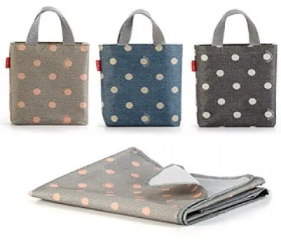 캠핑 기념품 맞춤 제작으로 기업 프리미엄 이미지 구축 4 폴카 피크닉 매트